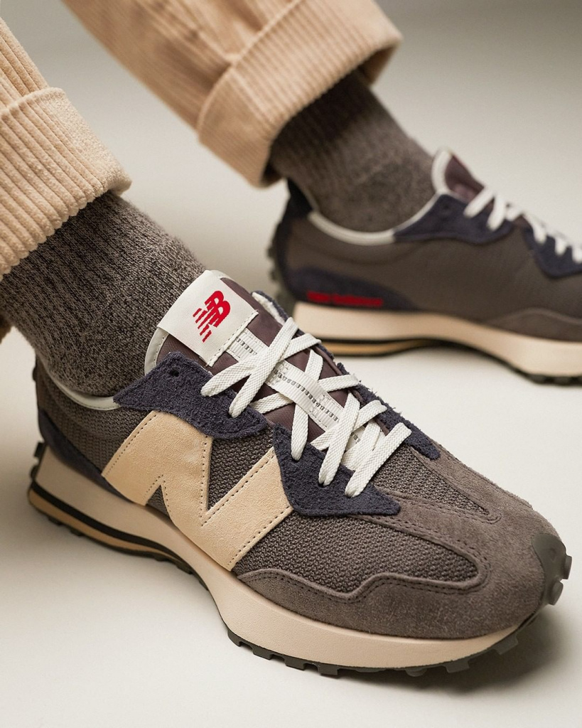 new balance 327.jpg