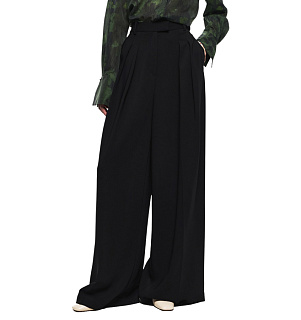 DREAMS by Alena Akhmadullina