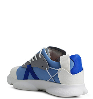 Camper