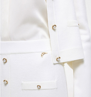 DREAMS by Alena Akhmadullina